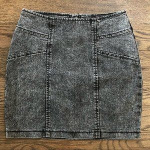 Acid Wash Mini Skirt • size Small